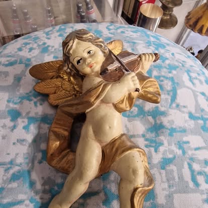 Dekorative Engelsfigur mit Violine